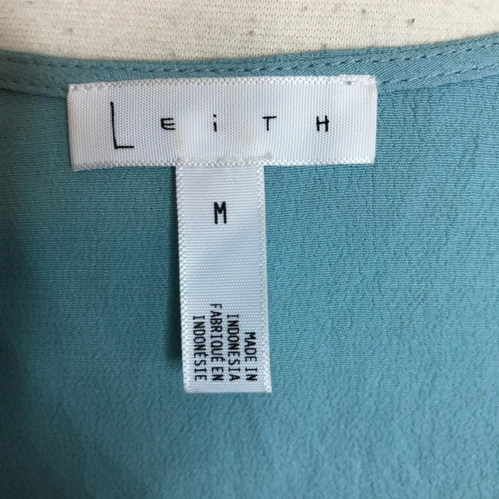 Leith French blue wrap dress size medium. - Picture 5 of 7